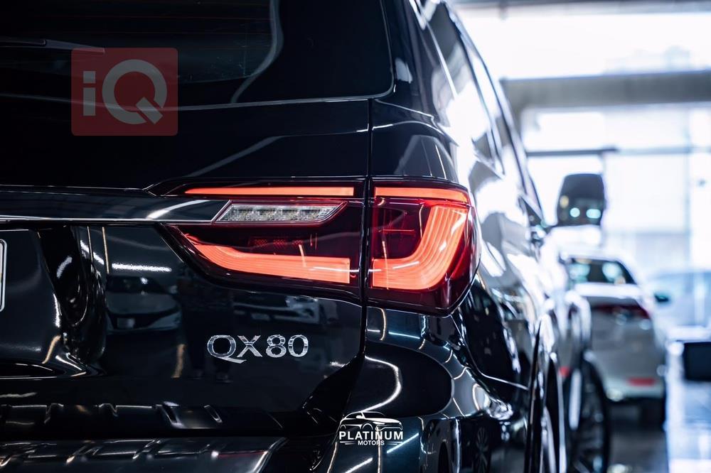 Infiniti QX80